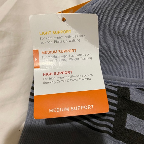 New with tags Sports Bra - Picture 2 of 4
